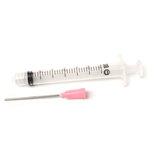 3 CC Clear Syringe - 18 Gauge Blunt Needle