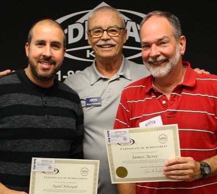 Camaraderie among Windshield Repair Technicians: